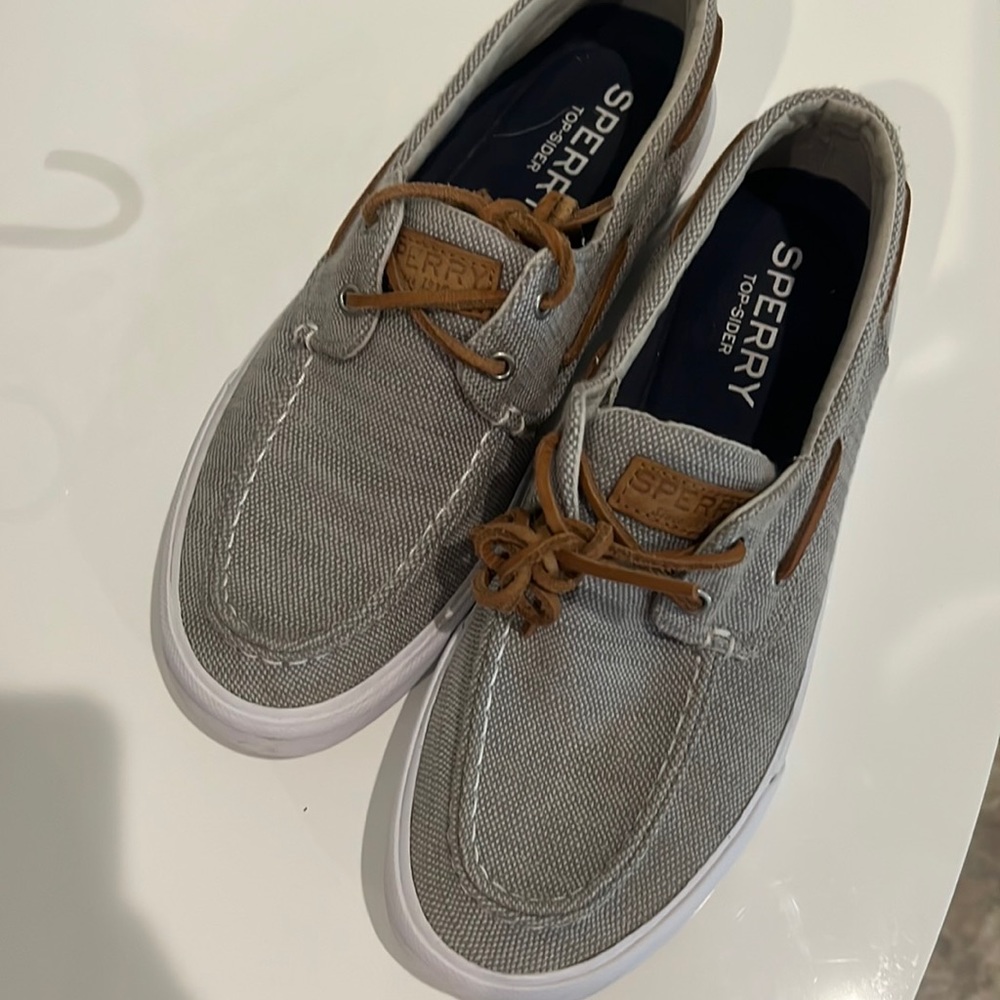 Men’s Sperry Top-Siders, grey/white US Sz 8, worn only a couple times, like new